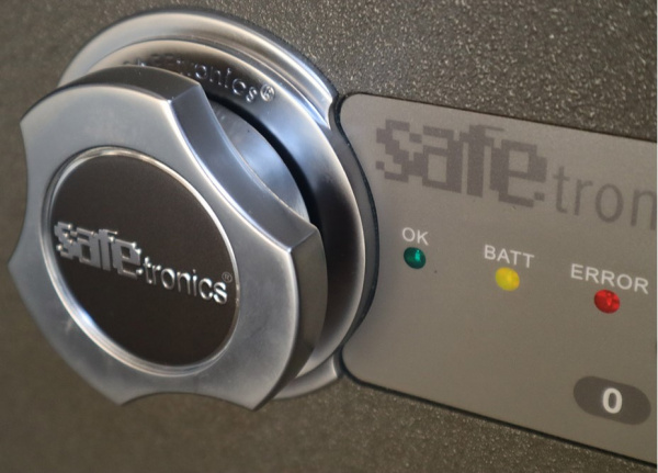 Взломостойкий сейф Safetronics NTR-39EM